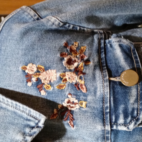 Democracy Jean Jacket Size S - Picture 5 of 8